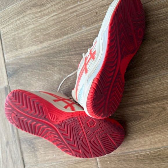 ASICS All court tennis shoes - Picture 2 of 4